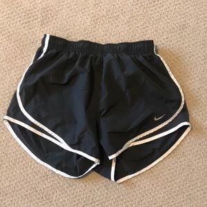 Gray Nike shorts size large